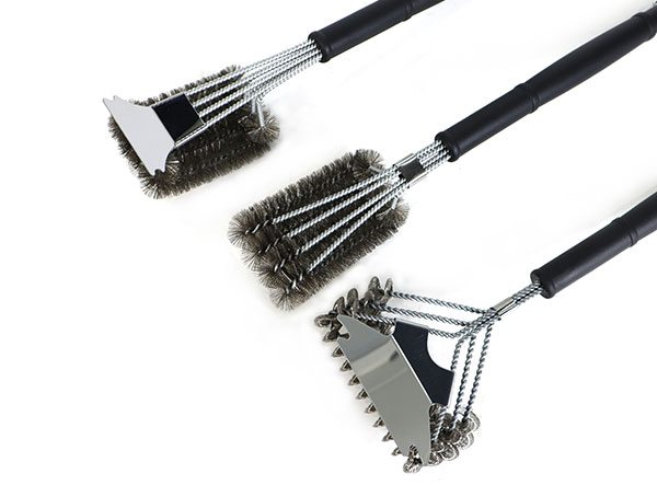 China Supplier Stainless Steel BBQ Tools Grill Cleaning Brush with Scraper