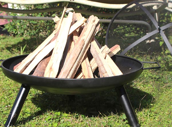 Portable 23'' Three-Legged Outdoor Fire Bowl